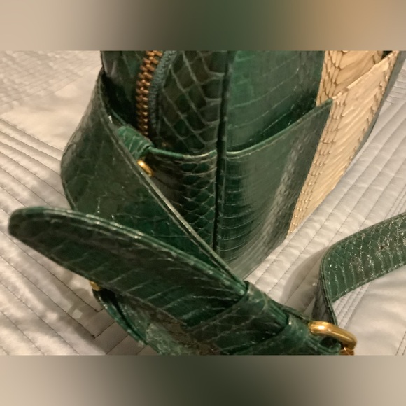 Beirn Snakeskin green Crossbody Handbag - Picture 7 of 9